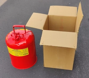 NEW NOS Safe-T-Way Heavy Duty Metal GAS CAN Quick Release Safety 5 Gallon Type I - Picture 1 of 6