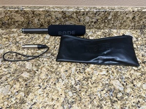 Rode NTG-2 Shotgun Microphone with ZP2 Protective Pouch - Excellent Condition - Picture 1 of 10