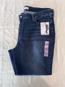 Signature By Levi Strauss & Co Gold Womens Mid-Rise Straight, Totally Shaping - Picture 1 of 4