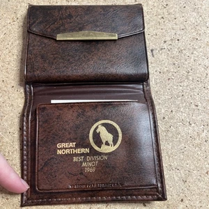 Cartera coleccionable vintage Great Northern Best Division Minot, ND 1969 - Imagen 1 de 14