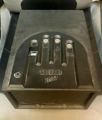 Caja fuerte para pistola GunVault biométrica GVB-1000 Foto 1 de 4