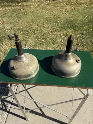(2) Vintage  Coleman CQ Founts Parts Or Repair - Image 1 of 4