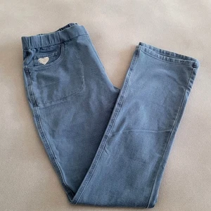 QUACKER FACTORY Dream Jeannes Heart Pocket Straight Leg Pull-on Jeans -- Sm - Picture 1 of 10