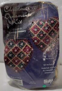 Vinyage Sulyn  Hearts Beaded Ornament Kit Holiday Time Two Ornaments Red Green
