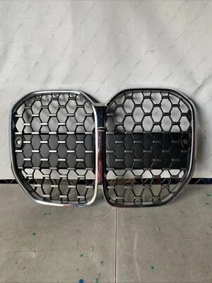 BMW SERIE 4 430i G22 2021-2023 parrilla delantera OEM usada Foto 1 de 4