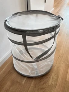 IKEA FYLLEN Wäschekorb 79 Liter weiß, Nr. 17915 - Bild 1 von 4