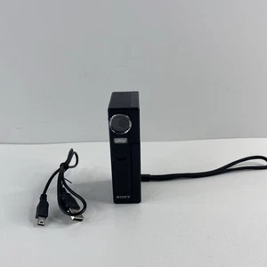 Sony Net-Sharing 5MP CMOS MPEG4 Camcorder - Video Transfer (NSC-GC1/C) - Picture 1 of 7