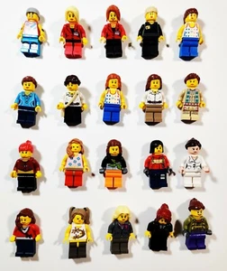 Lego Girls Woman Female w/ Accessory Random Town City Minifigures Lot of 5 - Picture 1 of 3