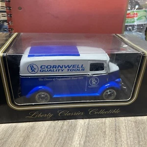 Cornwell tools 1938 Studebaker van diecast bank 1/25 scale - Picture 1 of 13