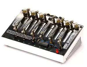 INDI Booster2 Entlader NiMH-Individuell für Side-by-Side Sub-C Zelle Konfiguration. - Bild 1 von 1
