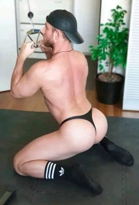 Perizoma uomo sexy nero trasparente finestra passerella nuovo con marsupio sagomato esaltante - gay - Immagine 1 di 4