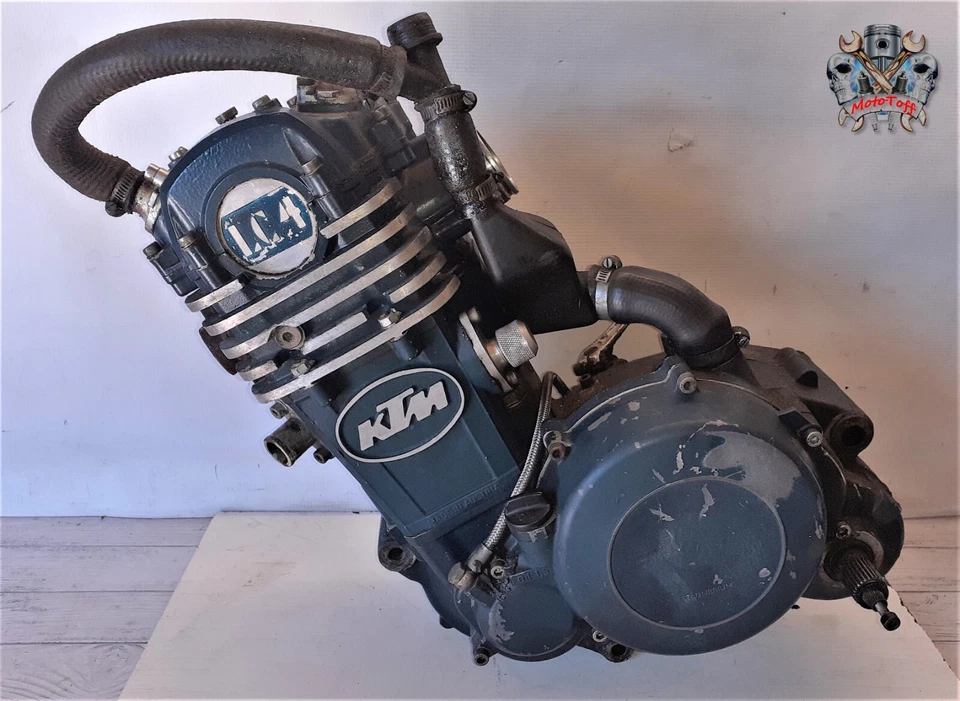 MOTEUR KTM 600 LC4 de 1987 à 1989 - réf : 74 - Photo 1/4