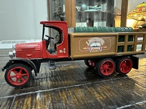 Lighthouse Depot 1925 Kenworth Stake Truck Diecast Coin Bank - Bild 1 von 8