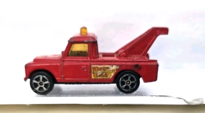 Corgi juniors Land  Rover wreck truck - Image 1 of 4
