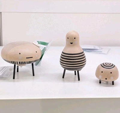 Juego de 3 - Figuras Decorativas Ikea DVÄRGTALL DVARGTALL Estatuillas Madera Nuevo Foto 1 de 4