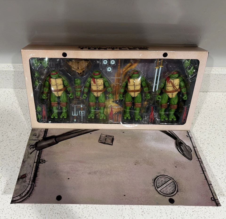 NECA Eastman and Lairds Teenage Mutant Ninja Turtles Paquete de 4 Nuevo en Caja Mirage TMNT  Foto 1 de 3
