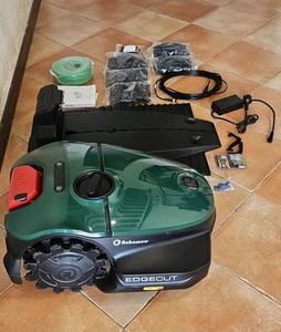 Robot Rasaerba - Foto 1 di 7
