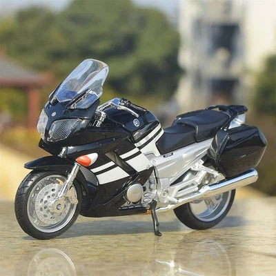 Yamaha FJR1300 escala 1:18 - modelo de pantalla fundida a presión de aleación edición limitada Foto 1 de 4