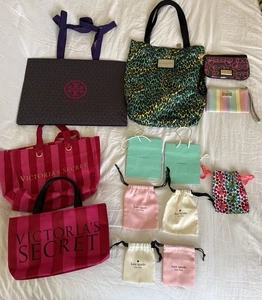 Designer Einkaufstaschen, Einkaufstaschen, Schmuckbeutel Konvolut 14 Stück - Bild 1 von 5