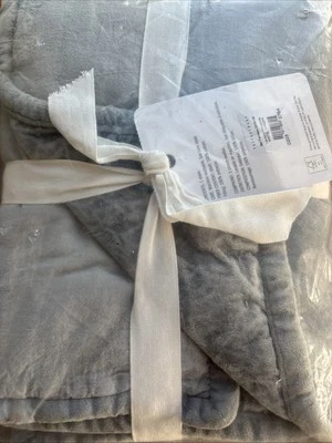 FALSA ACOLCHADA ARTESANAL TERCIOPELO LAVADO GRANERO CERÁMICA ~ REY ~ AZUL NUBE NUEVA CON ETIQUETAS Foto 1 de 3