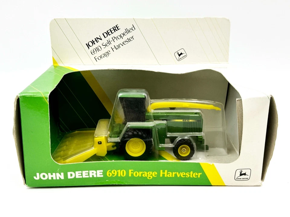 1/64 John Deere 6910 Self Propelled Forage Harvester - Image 1 of 1
