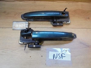 TOYOTA RAV4 2002 DRIVER ,PASSENGER FRONT EXTERIOR DOOR HANDLE GREEN 6S3,1 ONLY - Picture 1 of 1