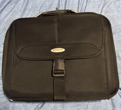 Samsonite 1910 Laptop Bag Black Padded 44cm x 31cm - Image 1 of 4