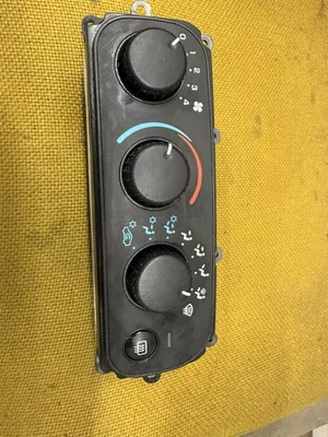 01 02 03 04 05 06 Dodge Stratus Sebring aquecedor CA controle climático 04596277AB - Imagem 1 de 4