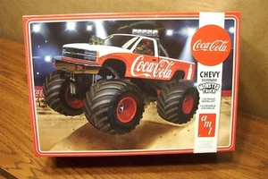 KIT MODELO AMT CHEVY SILVERADO CAMIÓN MONSTRUO (Coca-Cola) escala 1/25 - Imagen 1 de 6