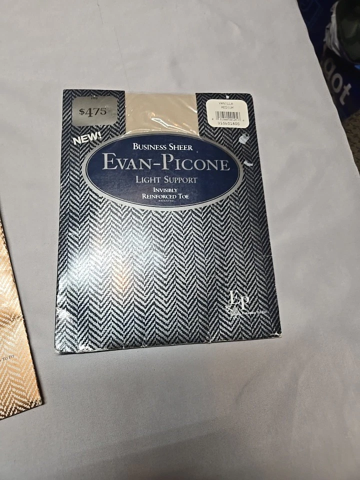 Paquete de 2 mangueras Evan Picone para mujer nuevas grises y vainilla ambas talla mediana 1 es delgada mediana Foto 1 de 4