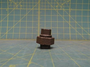 1/4" x 1 1/2" Fitting Pipe Size Ground Joint Union Steel Female NPT x Female NPT - Picture 1 of 5