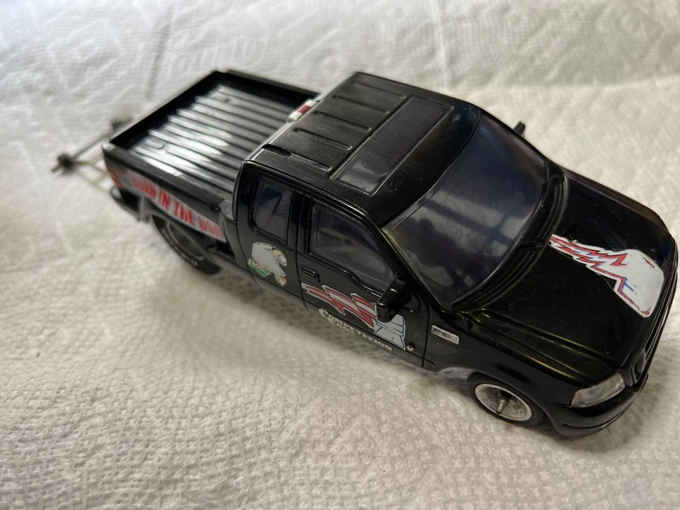 1/24 Scale FORD HARD BODY-DRAG TRUCK-EDGE CHASSIS-PARMA S16D-WORKING LIGHTS - Image 1 of 4