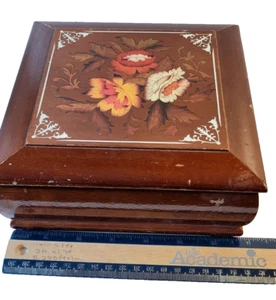 Vintage Lacquer Ware Wood Flower Pattern Jewelry Box with Mirror 2.75 x 7'' - Picture 1 of 8