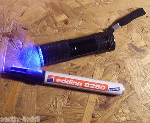 Geocaching Tools LED UV Taschenlampe 9 LED + Spezial UV Edding 8280 (Bundle) - Bild 1 von 3