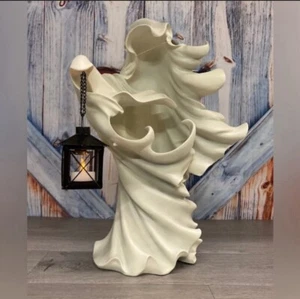 BRAND NEW Cracker Barrel Exclusive Resin White Ghost with Lantern 18" Tall - Picture 1 of 2