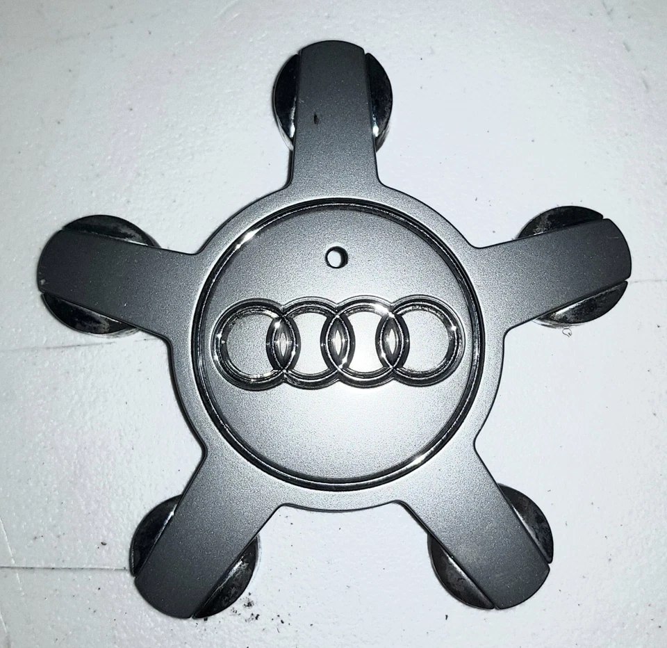 AUDI A4 B6 B7 A5 8T A6 4F A8 Q7 4L S4 S6 S8 SQ7 CENTRE RIM NUT COVER 4F601165N - image 1 of 4