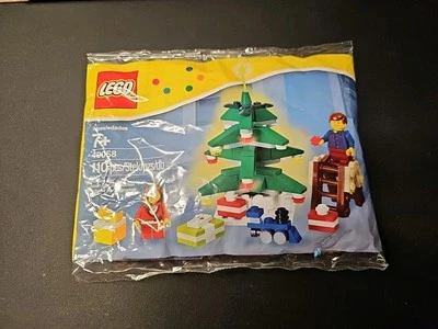 LEGO Seasonal: Decorating the Tree (40058) - Image 1 of 2