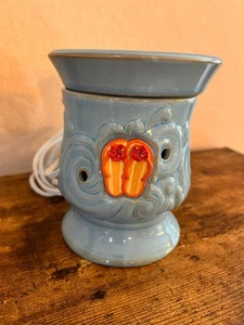 Scentsy Ohana Full Size Wax Warmer Blue Flip Flops Beach - Retired - Imagen 1 de 2