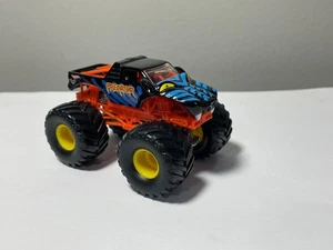 Vintage Hot Wheels Monster Jam PREDATOR 1:64 Truck Small Hub Metal - Picture 1 of 11