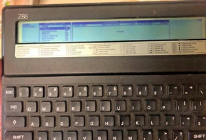 Computer vintage Cambridge Z88 con ⚠️ CARRELLO RAM 512K ⚠️ e CARRELLO LINK PC - Foto 1 di 6