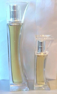 Spray eau de parfum Provocative Women de 1 oz por Elizabeth Arden Foto 1 de 4