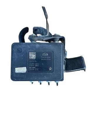 Блок модуля антиблокировочного тормозного насоса ABS для Cadillac XTS 2013-2016 годов выпуска 23175174 - Изображение 1 из 4