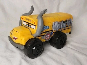 Disney Pixar CARS 3 Water Splash Racers MISS FRITTER School Bus 10" - Picture 1 of 8
