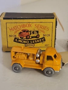 MATCHBOX LESNEY No. 28a  BEDFORD COMPRESSOR LORRY TRUCK  ORIGINAL BOX "B" 1950s - Picture 1 of 10