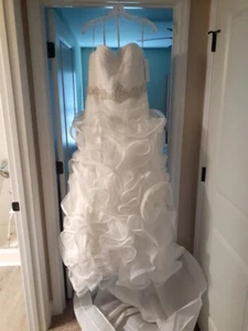 wedding dresses size 12 pre owned - Picture 1 of 4