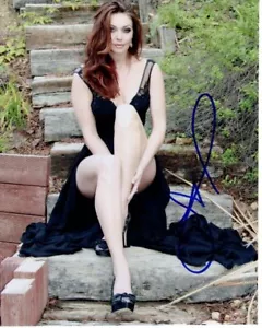 Alaina Huffman signed Autogramm 8x10 Foto - Bild 1 von 1