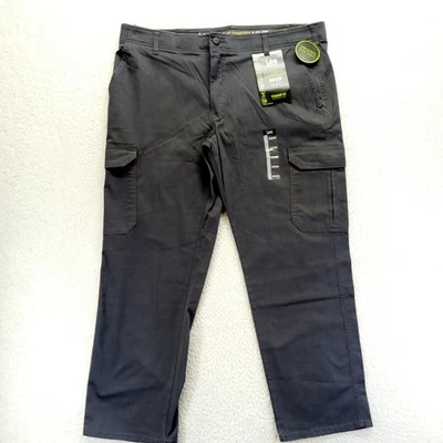 Lee Performance Extreme Comfort MVP Straight Fit Cargo Pants Men 40x30 Dark Gray - Image 1 of 4
