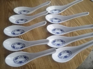 Vintage 10 chinesische japanische asiatische Suppe Porzellan Löffel blau weiß Blumen - Bild 1 von 4