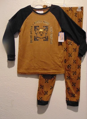 HUSTLE HARD 男孩尺寸 14/16 Micro Fleece 2 件 睡衣套装耐火全新带标签! — 第 1/4 张图片