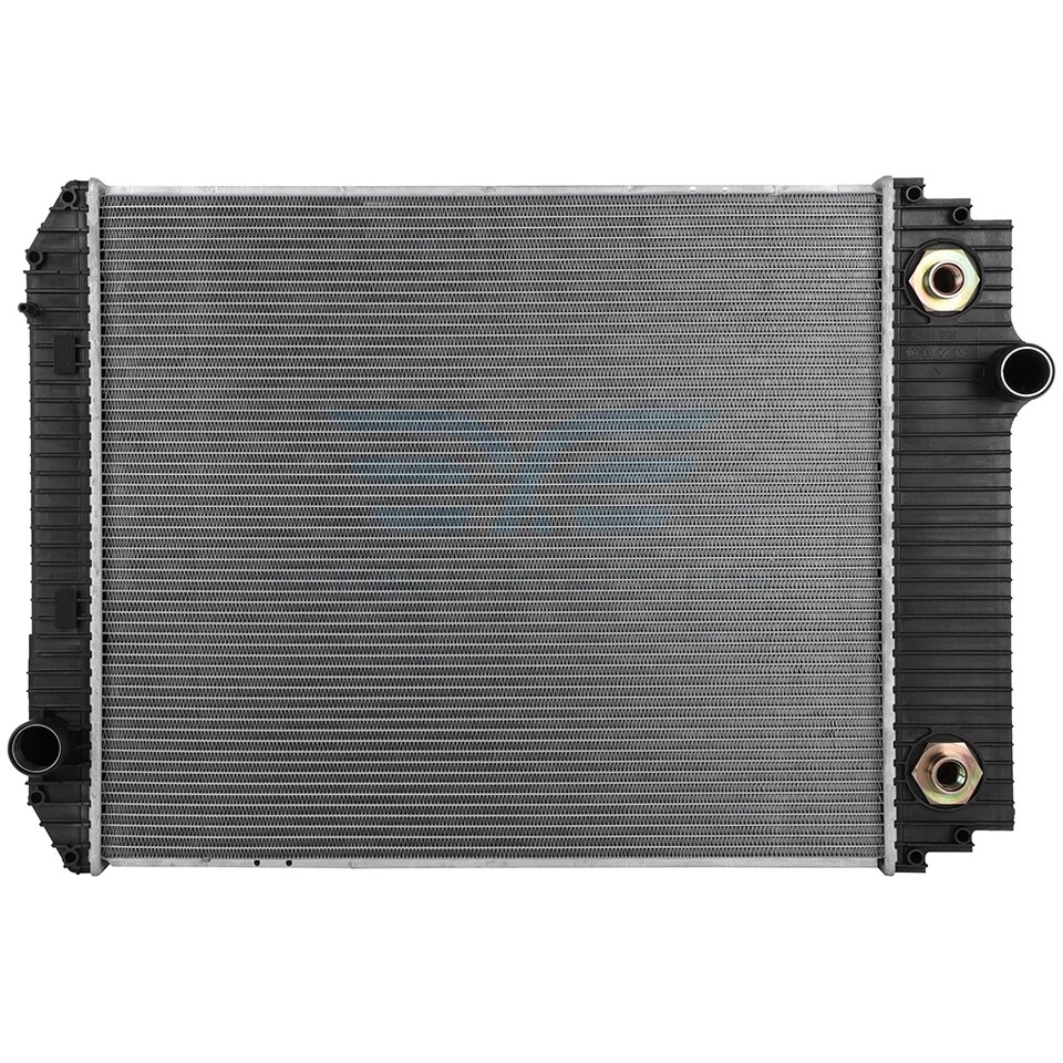 Radiator For 1998-2004 Freightliner FS65 2001-2004 FL80 1993-2001 FLD120 — 第 1/4 张图片